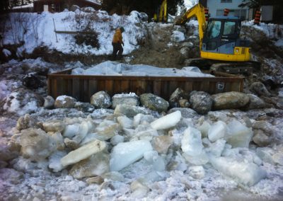 Steel Walls for Shorelines Construction, Service and Maintenance